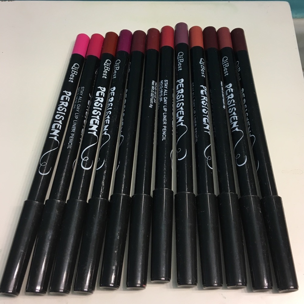 Shaping Lip Liner pencil